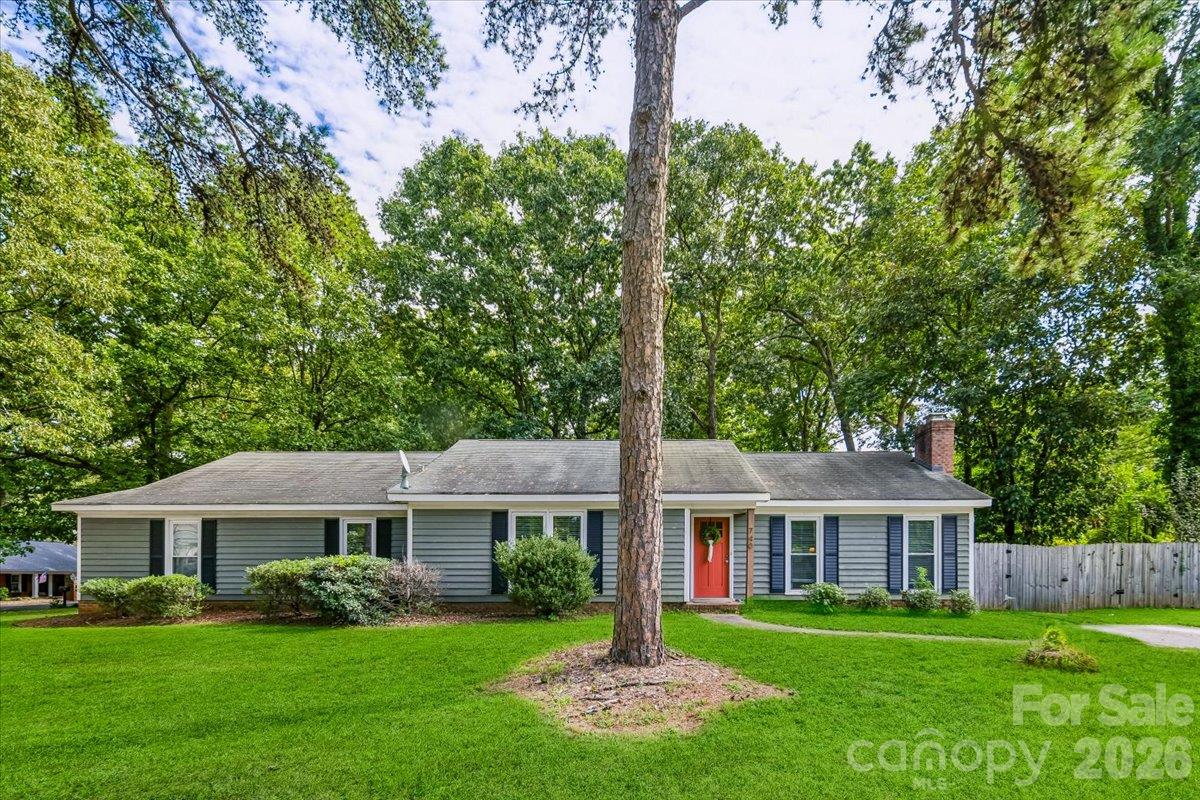 6000 Gate Post Road Charlotte, NC 28211 - Photo 2 of 6 Gallery Image 2