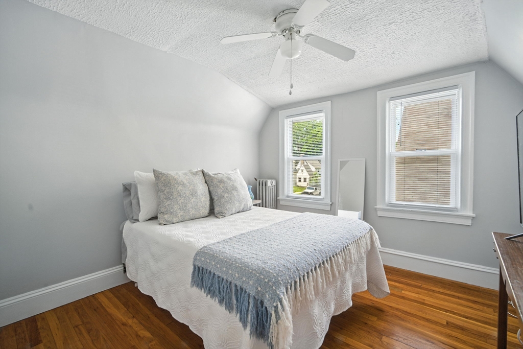 91 Braddock Street Springfield, MA 01109 - Photo 24 of 38