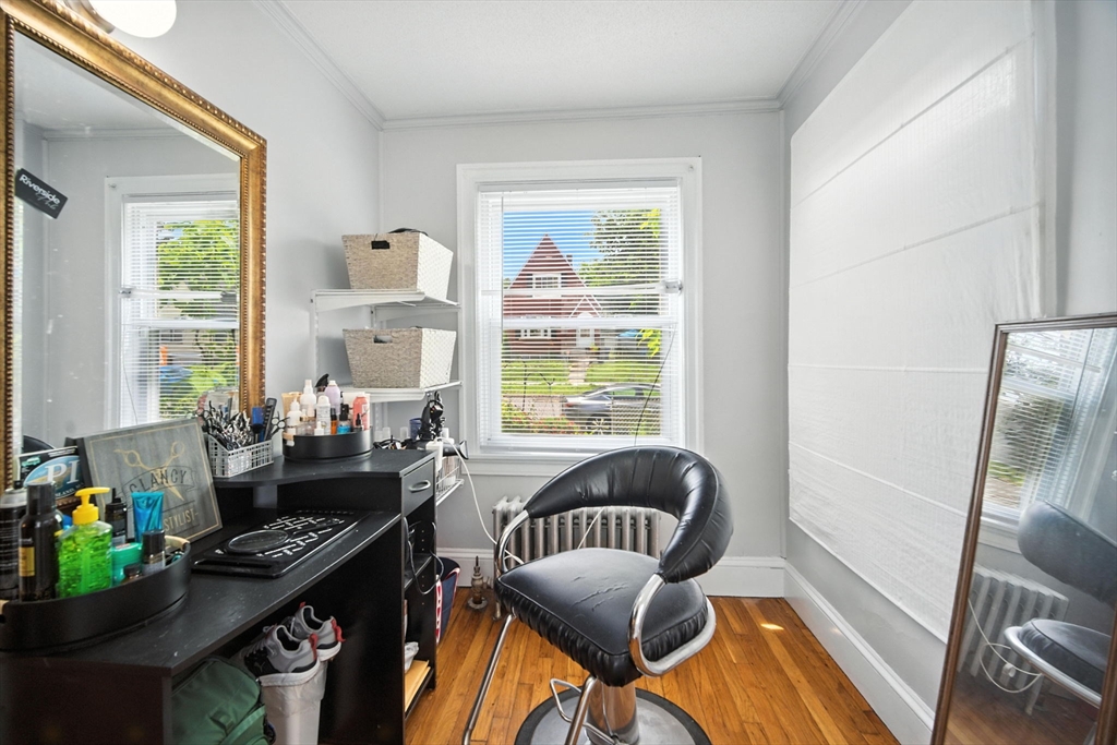 91 Braddock Street Springfield, MA 01109 - Photo 5 of 38