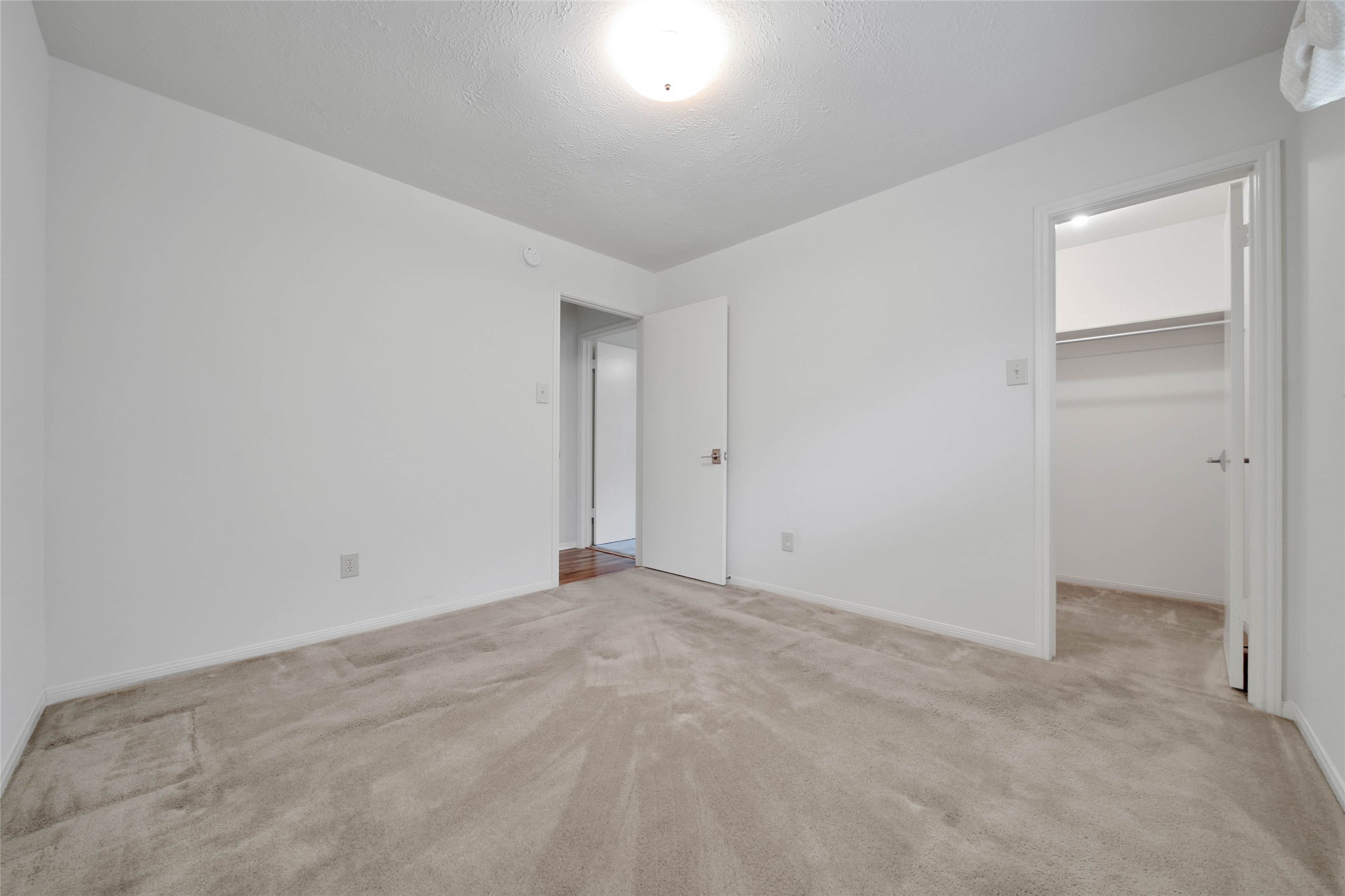 5010 Cupids Bower Court Spring, TX 77388 - Photo 26 of 40 a view of an empty room