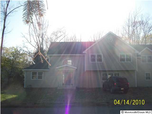 86 Whalepond Road Oakhurst, NJ 07755 - Photo 1 of 3 Primary Photo