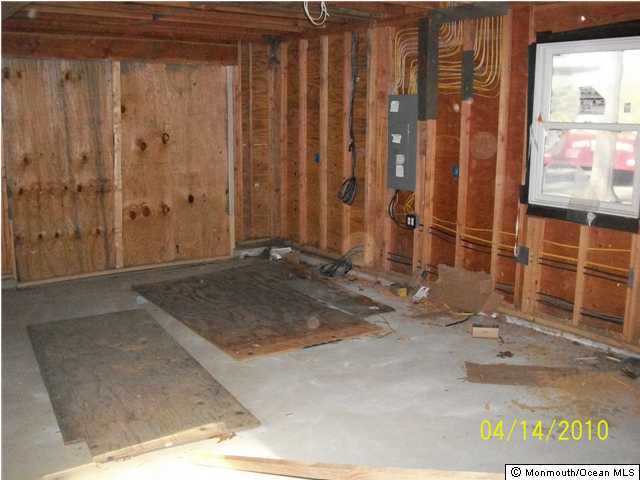86 Whalepond Road Oakhurst, NJ 07755 - Photo 2 of 3 Additional Photo