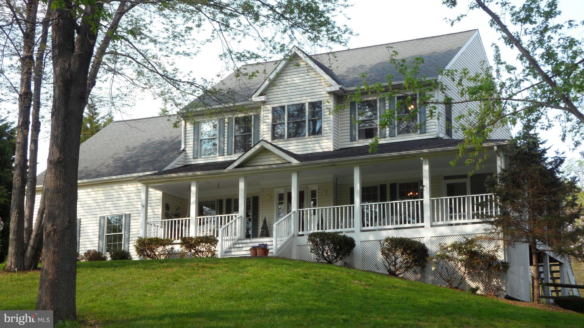 23701 Woodfield Road Gaithersburg, MD 20882 - Photo 1 of 30 Exterior (Front)