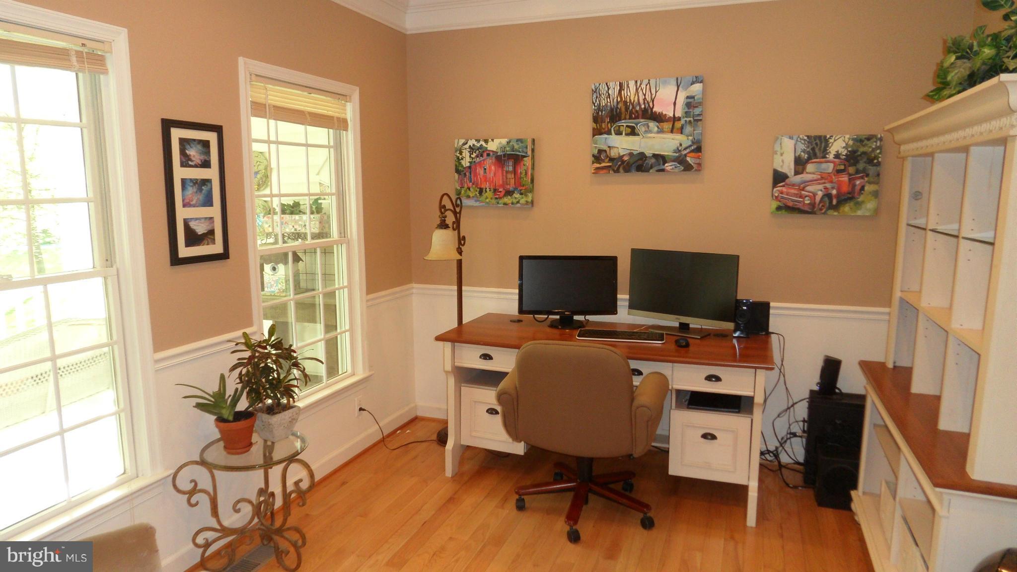 23701 Woodfield Road Gaithersburg, MD 20882 - Photo 14 of 30 Interior (General)