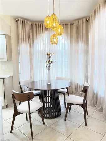 $3,950 | 801 99th Avenue North, Naples, FL 34108