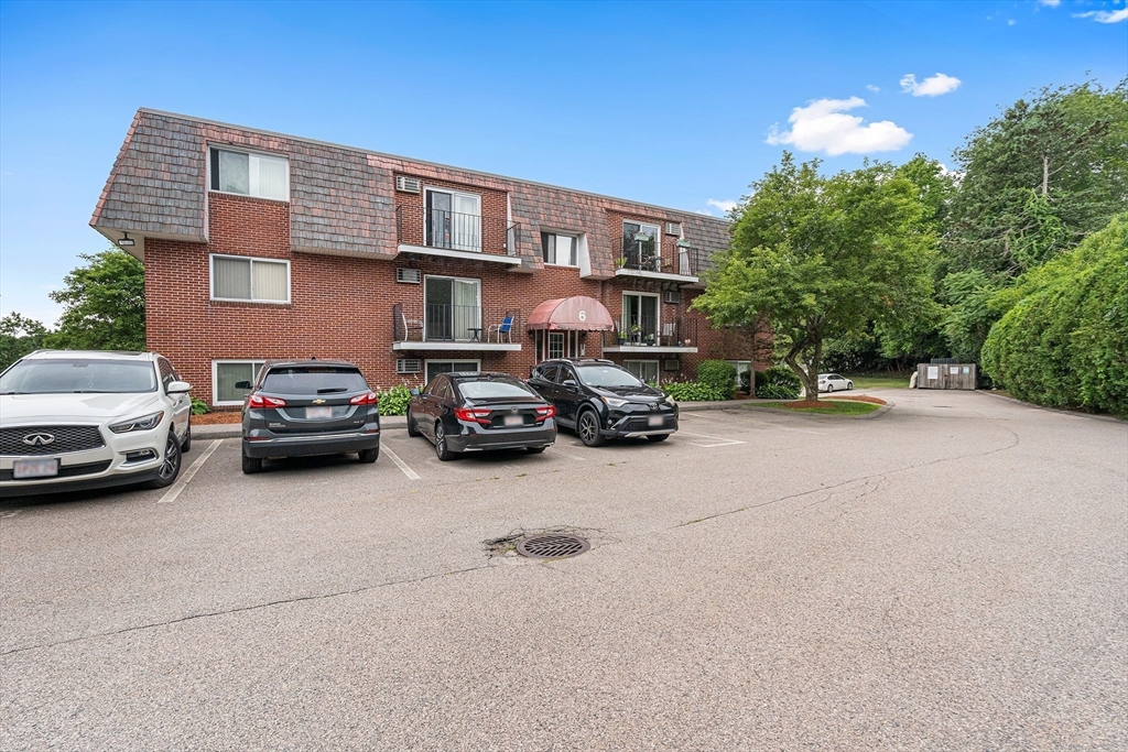 6 Apricot Street, Unit 10 Worcester, MA 01603 - Photo 31 of 33