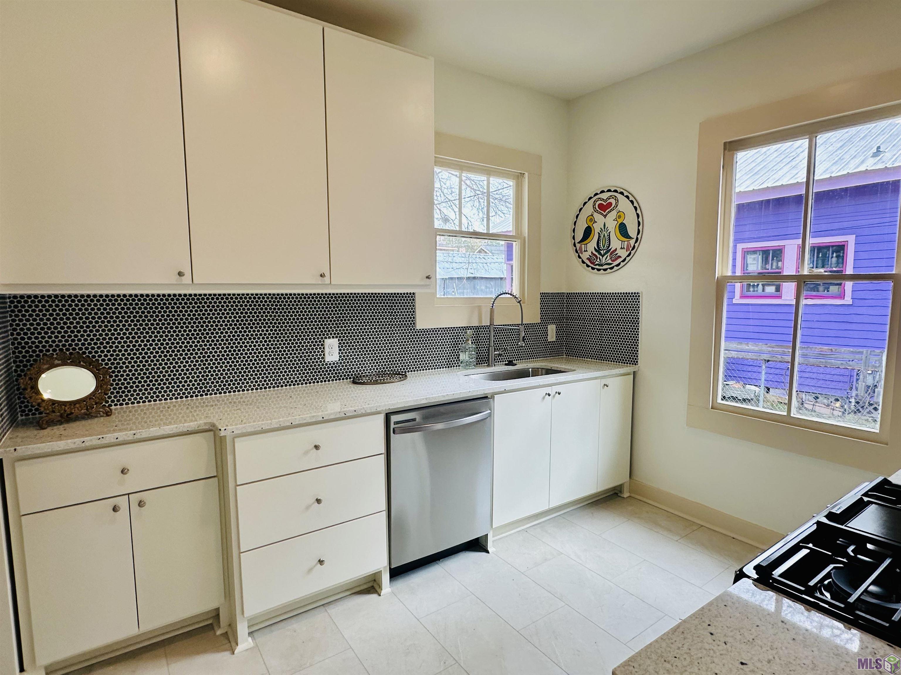 2121 Wisteria Street Baton Rouge, LA 70806 - Photo 15 of 17