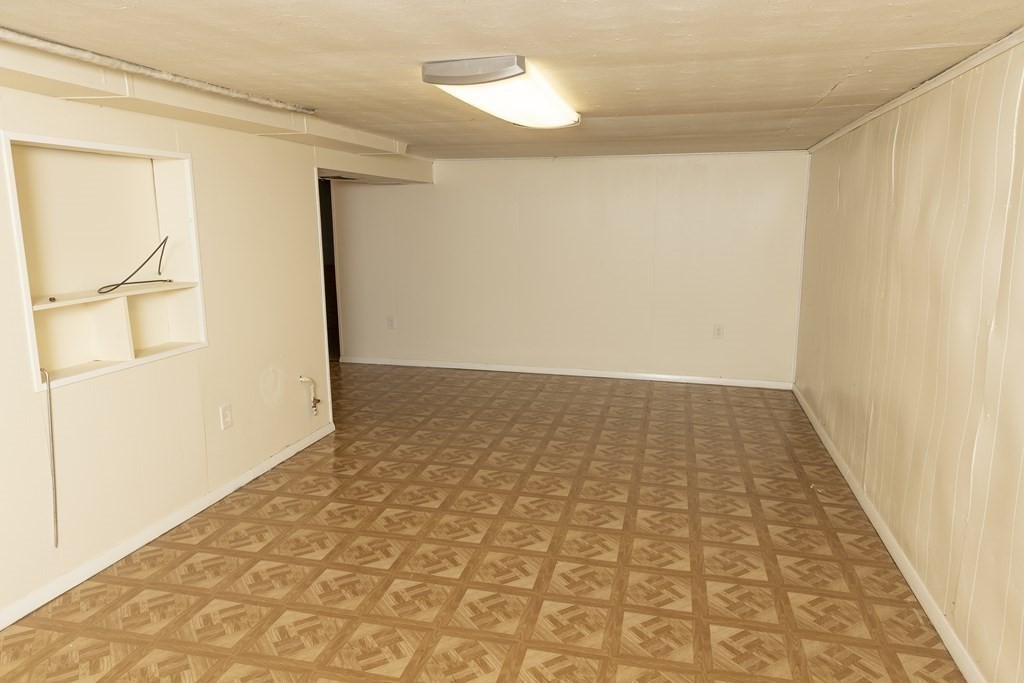 35 Anne Street Springfield, MA 01104 - Photo 20 of 28 a view of an empty room