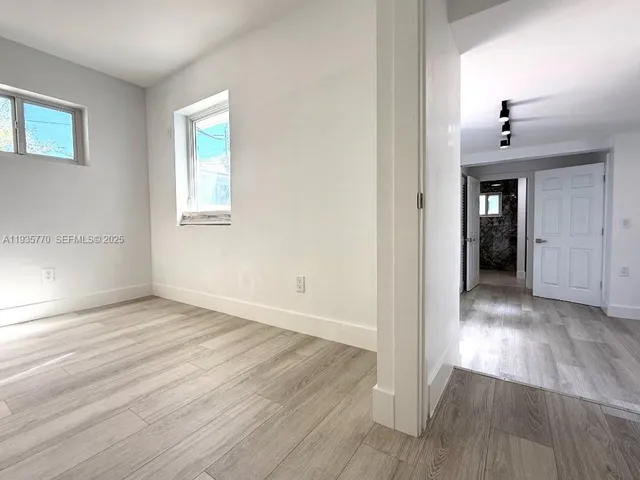 $2,500 | 716 Northeast 7th Street, Unit B, Hallandale Beach, FL 33009