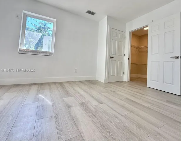 $2,500 | 716 Northeast 7th Street, Unit B, Hallandale Beach, FL 33009