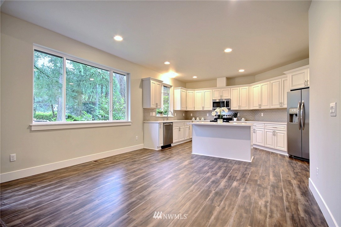 10301 Hipkins Road Southwest Lakewood, WA 98498 - Photo 13 of 23 Gallery Image 13