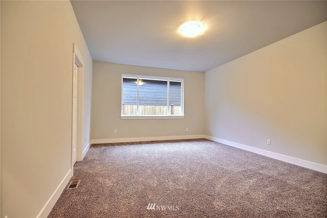 10301 Hipkins Road Southwest Lakewood, WA 98498 - Photo 14 of 23 Gallery Image 14
