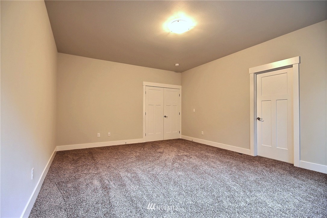10301 Hipkins Road Southwest Lakewood, WA 98498 - Photo 15 of 23 Gallery Image 15