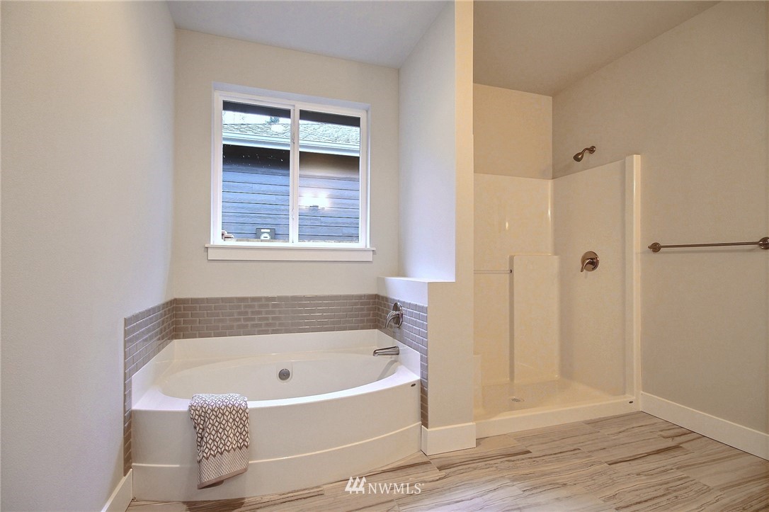 10301 Hipkins Road Southwest Lakewood, WA 98498 - Photo 17 of 23 Gallery Image 17