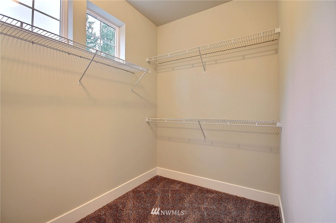 10301 Hipkins Road Southwest Lakewood, WA 98498 - Photo 18 of 23 Gallery Image 18