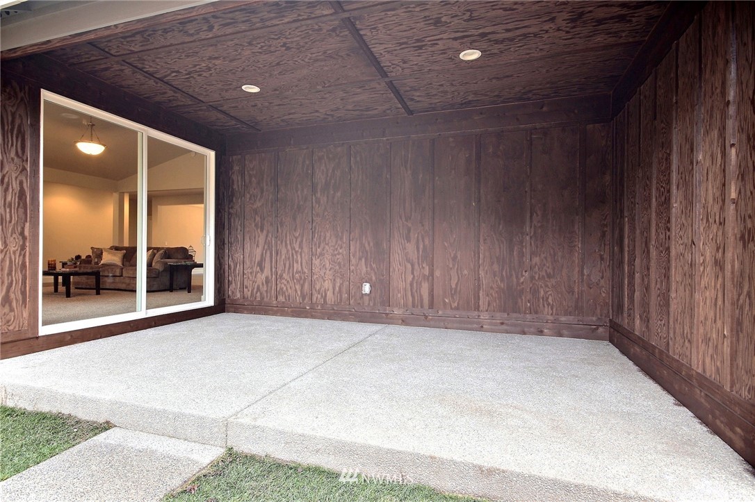 10301 Hipkins Road Southwest Lakewood, WA 98498 - Photo 21 of 23 Gallery Image 21