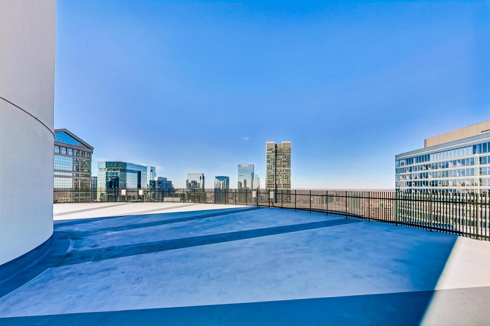 300 North State Street, Unit 2305 Chicago, IL 60654 - Photo 29 of 35