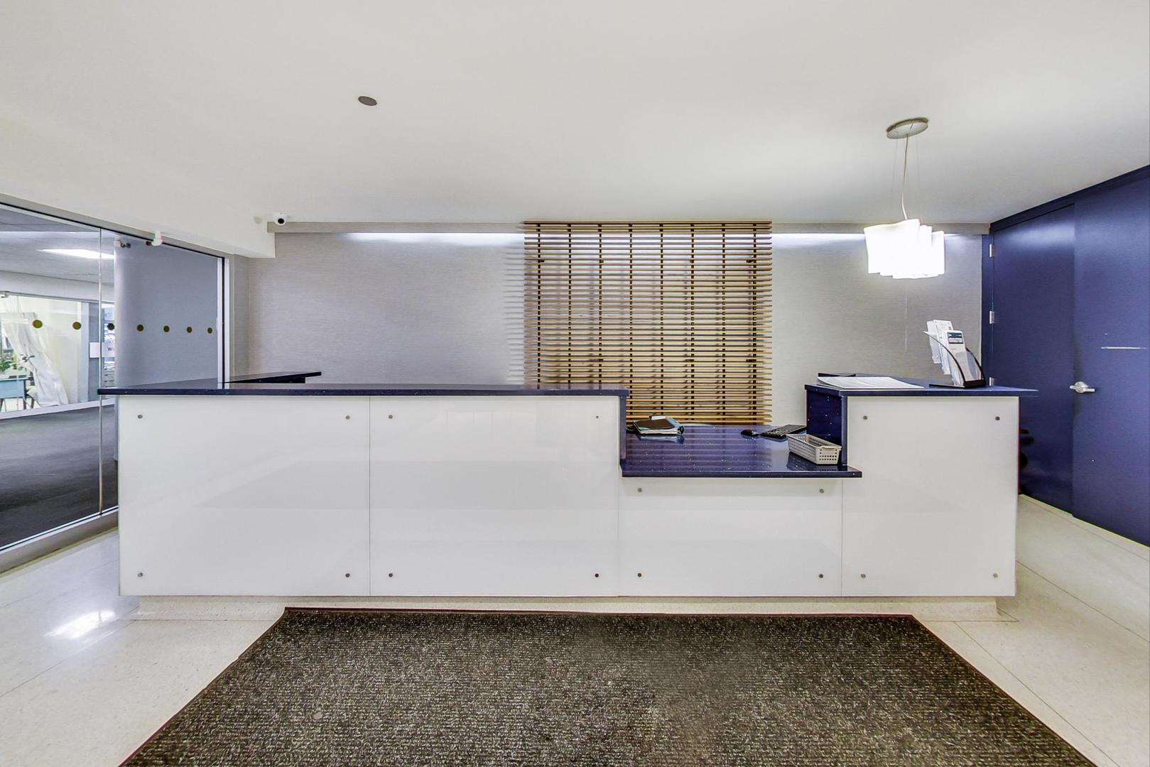 300 North State Street, Unit 2305 Chicago, IL 60654 - Photo 5 of 35