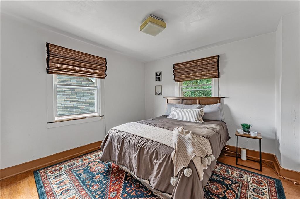 109 Imogene Road Pittsburgh, PA 15217 - Photo 12 of 19 Gallery Image 12