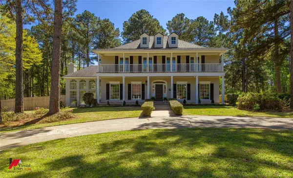 $790,000 | 9802 Neesonwood Drive, Shreveport, LA 71106