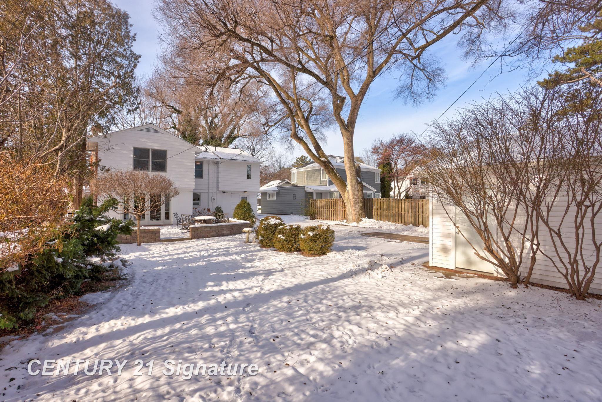 49 Benton Road Saginaw, MI 48602 - Photo 47 of 56 50195912-02a8ecd7-2da0-4cfe-b45d-c48912039c63.JPG