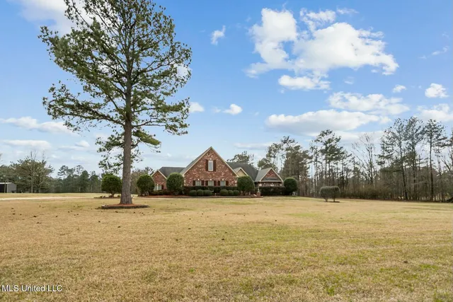$564,000 | 559 White Oak Road, Florence, MS 39073
