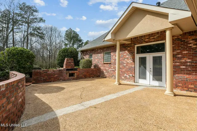 $564,000 | 559 White Oak Road, Florence, MS 39073