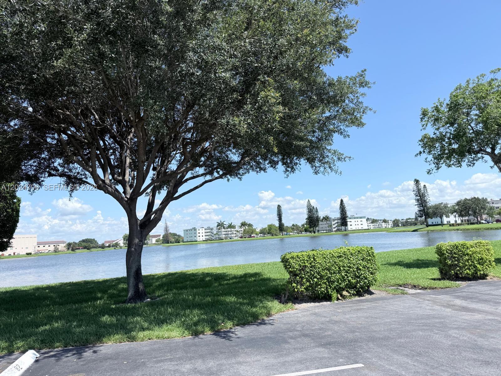 3069 Cornwall East, Unit 3069 Boca Raton, FL 33434 - Photo 3 of 28