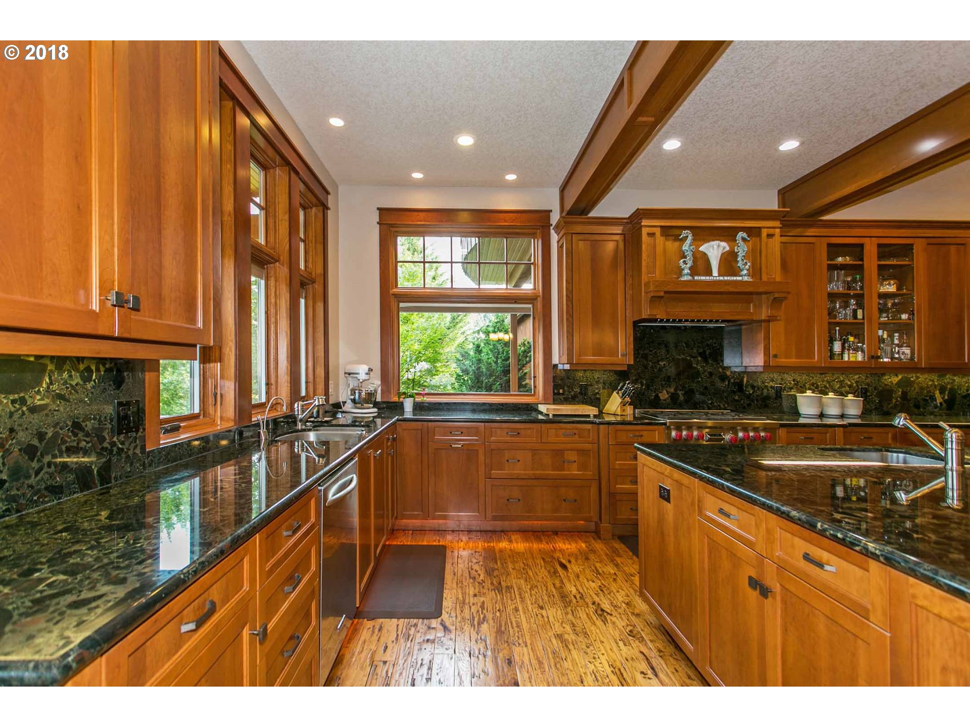 33360 Southwest Laurel Road Hillsboro, OR 97123 - Photo 11 of 32 Gallery Image 11