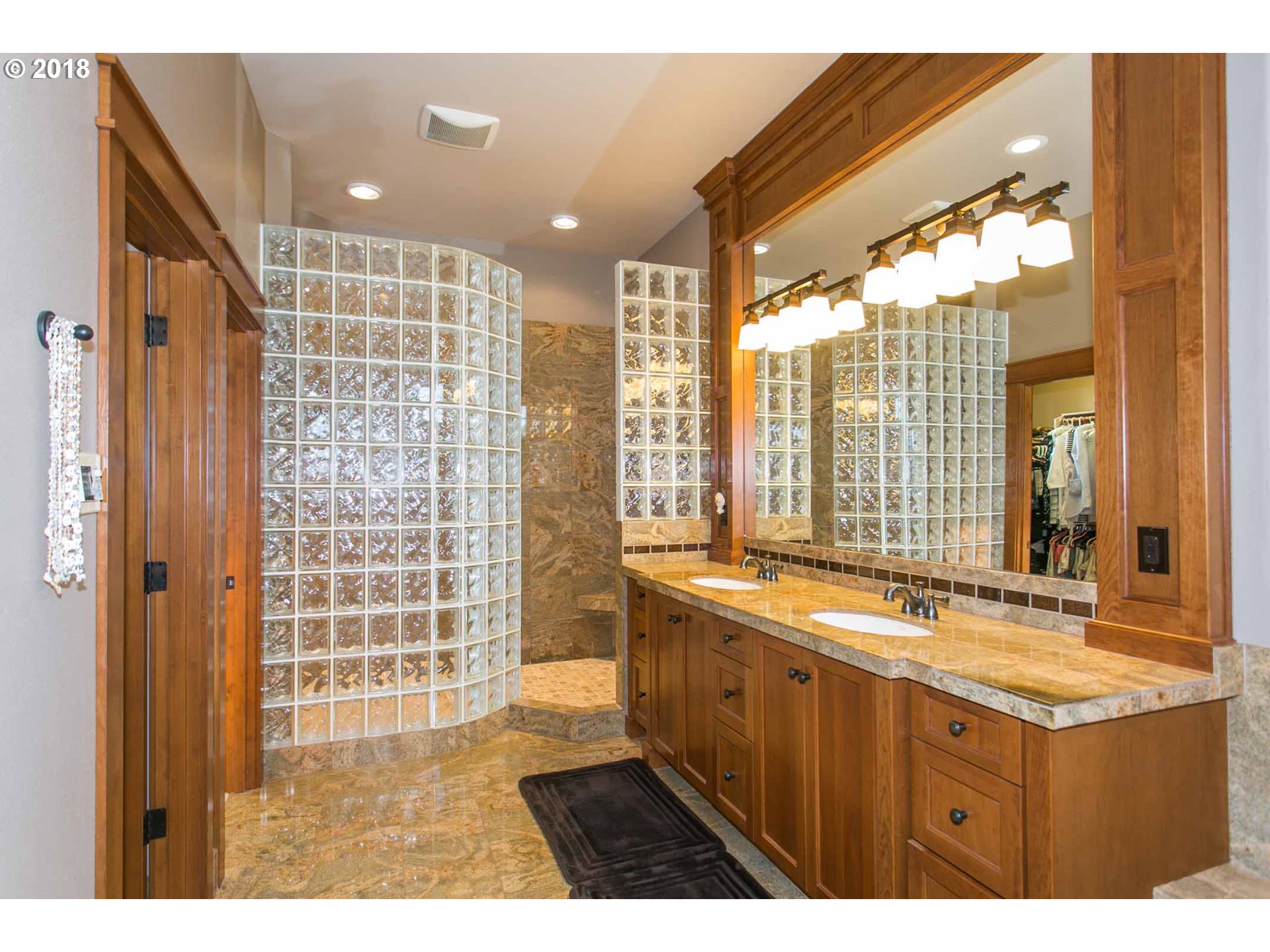 33360 Southwest Laurel Road Hillsboro, OR 97123 - Photo 19 of 32 Gallery Image 19