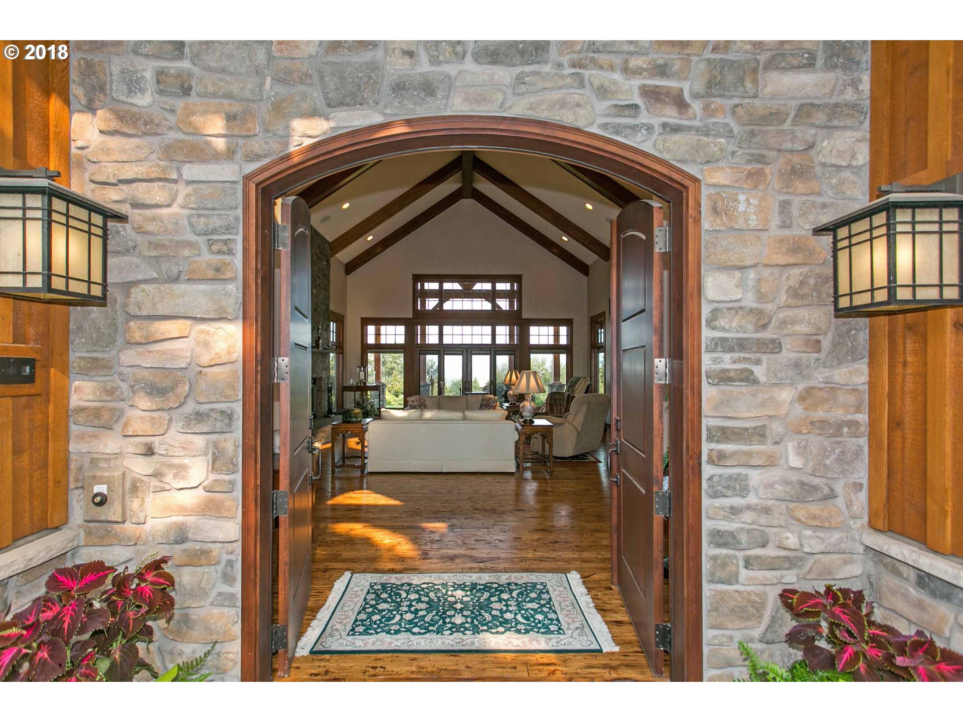 33360 Southwest Laurel Road Hillsboro, OR 97123 - Photo 6 of 32 Gallery Image 6