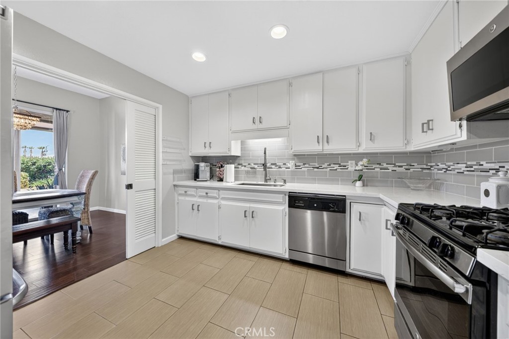 26258 Birkdale Road Menifee, CA 92586 - Photo 15 of 44