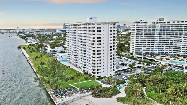 $3,900 | 2100 South Ocean Drive, Unit 16F, Fort Lauderdale, FL 33316