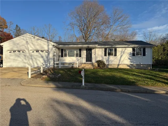 $480,000 | 17 Meadow Road, Scituate, RI 02831