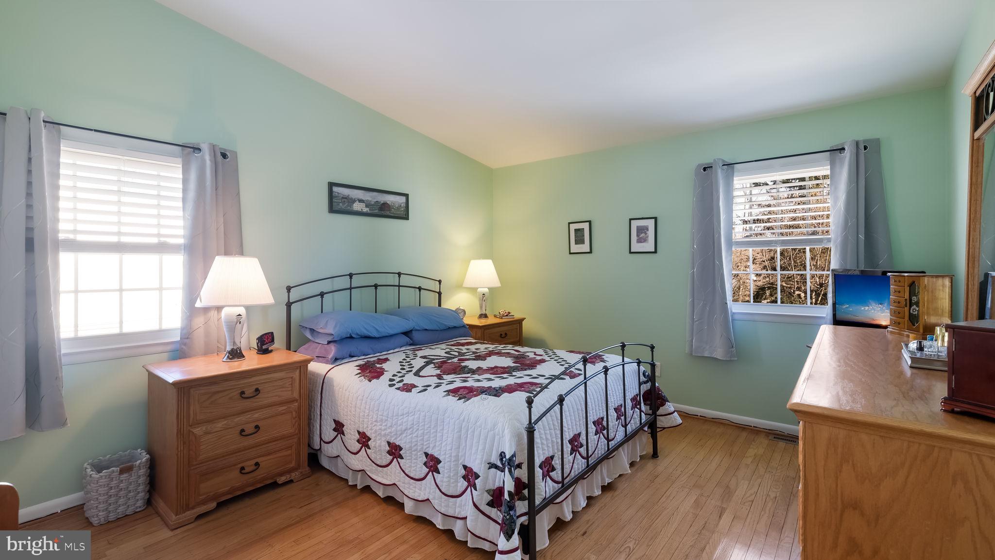439 Shallcross Road Southampton, PA 18966 - Photo 22 of 41 Main leevl primary bedroom