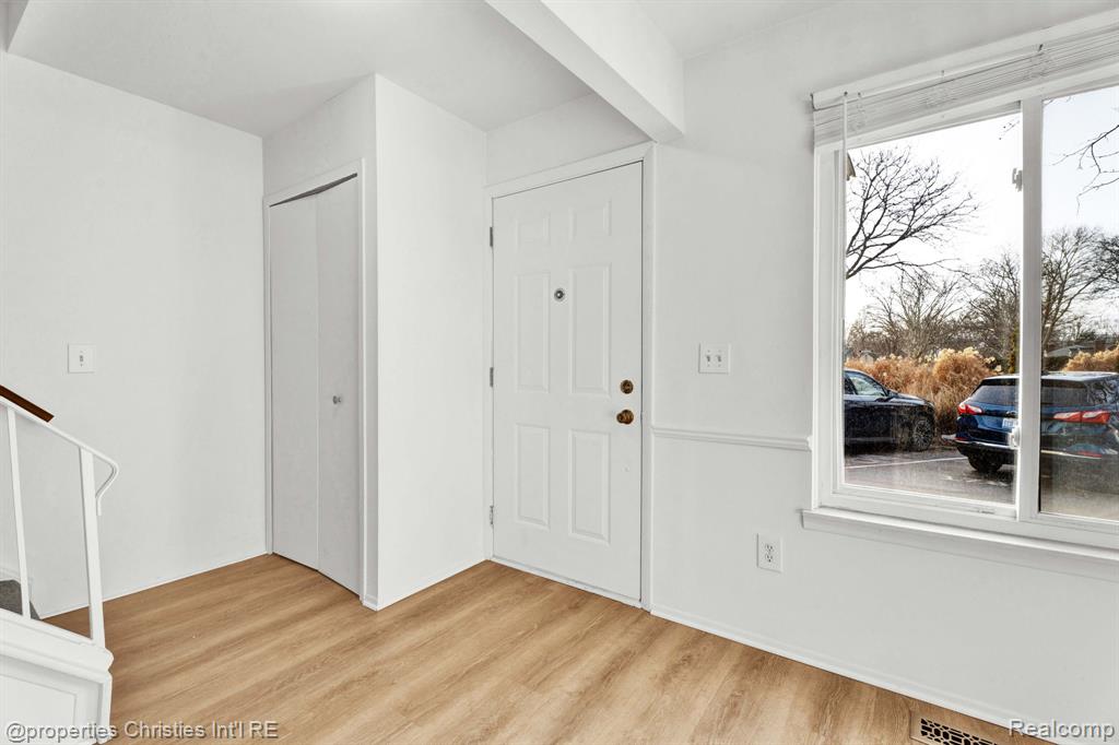 1787 Southfield Road Birmingham, MI 48009 - Photo 5 of 37