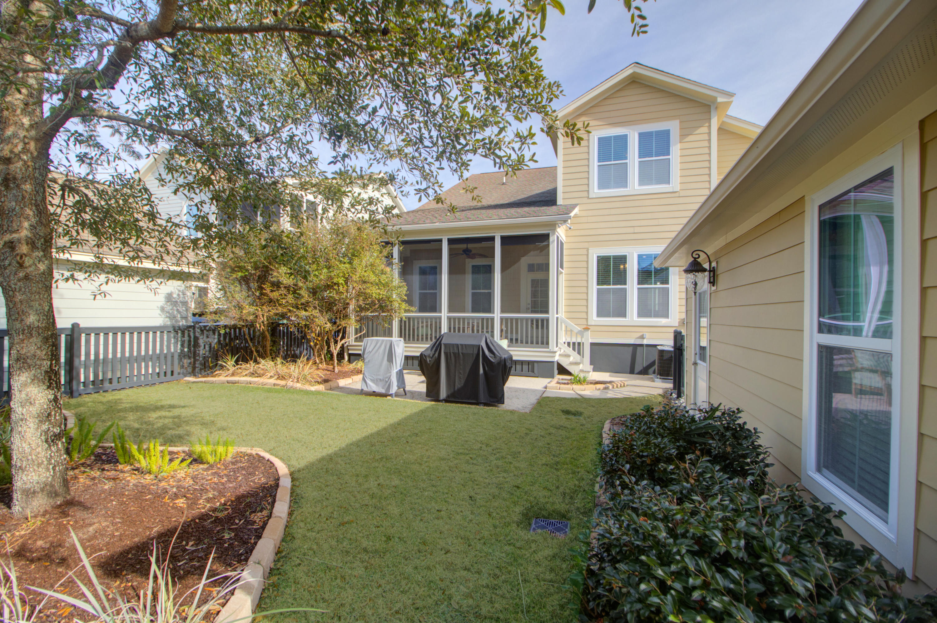 1473 Croaton Crossing Mount Pleasant, SC 29466 - Photo 6 of 35 1437 Croatan Crossing -Tidalcreekphoto-