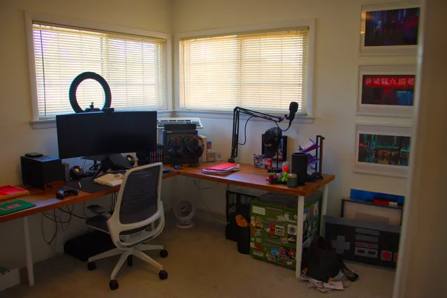 $3,000 | 9910 Crawford Avenue, Skokie, IL 60076