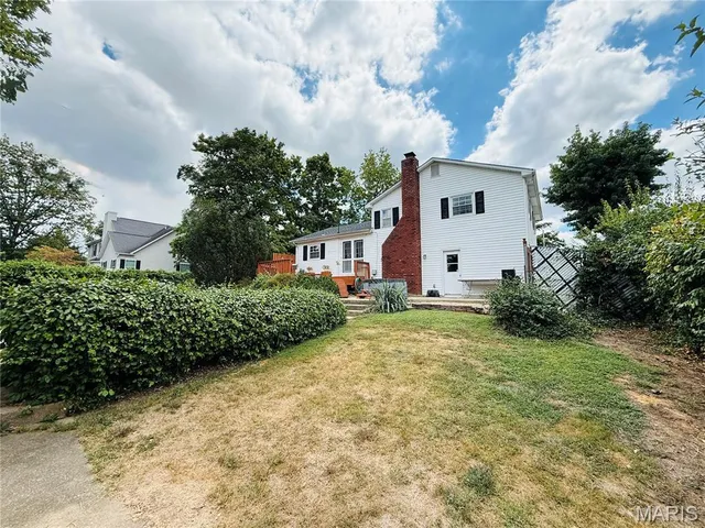 $220,000 | 593 West Hill Street, Nashville, IL 62263