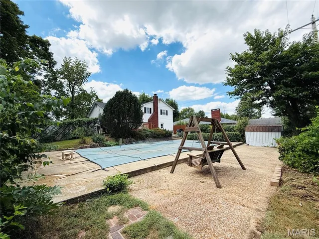 $220,000 | 593 West Hill Street, Nashville, IL 62263