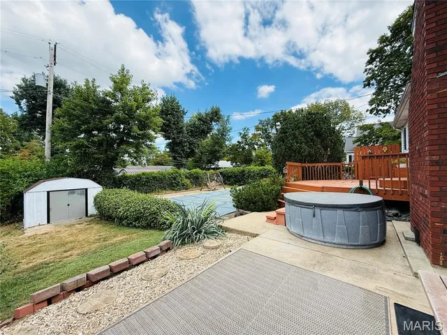 $220,000 | 593 West Hill Street, Nashville, IL 62263