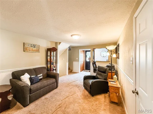 $220,000 | 593 West Hill Street, Nashville, IL 62263