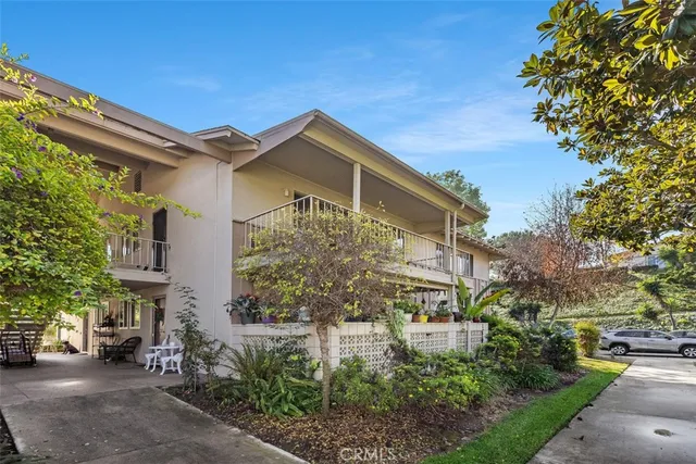 $279,000 | 57 Calle Cadiz, Unit O, Laguna Woods, CA 92637