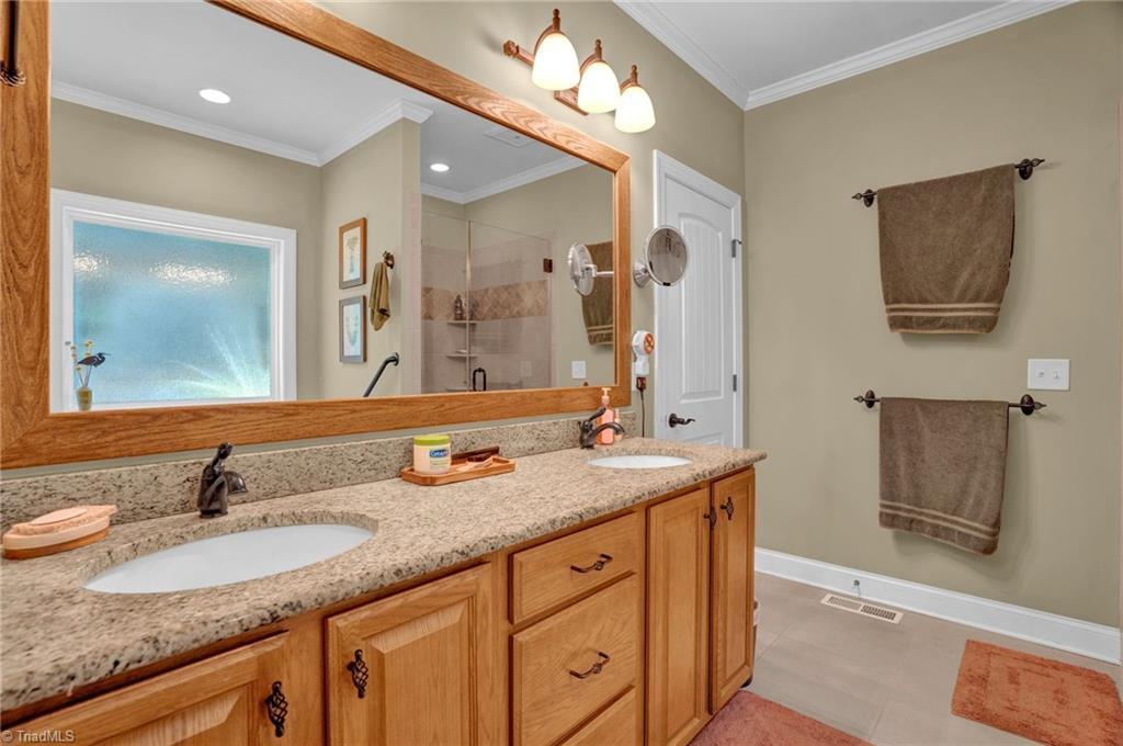 5711 Oak Tree Road Greensboro, NC 27455 - Photo 18 of 33 Gallery Image 18