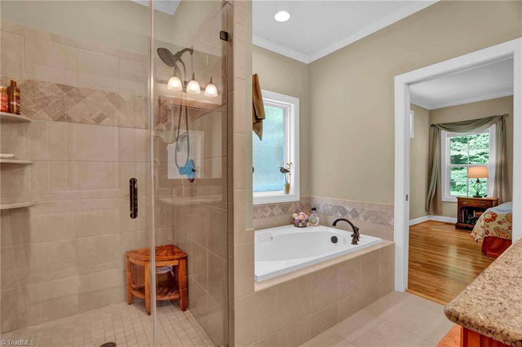5711 Oak Tree Road Greensboro, NC 27455 - Photo 19 of 33 Gallery Image 19