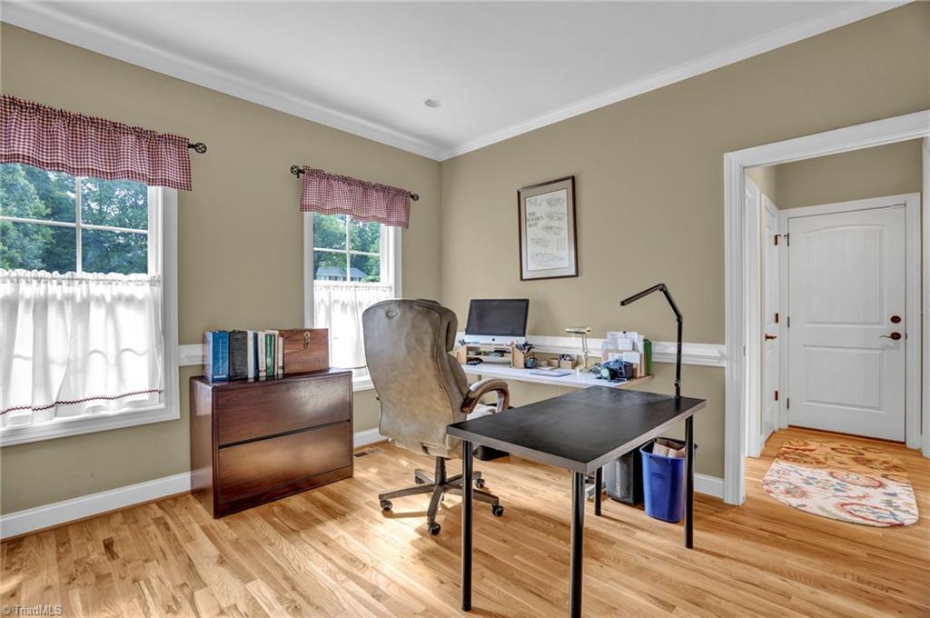 5711 Oak Tree Road Greensboro, NC 27455 - Photo 23 of 33 Gallery Image 23