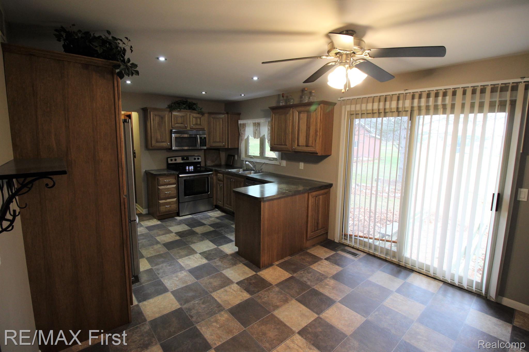 4594 Bishop Road Dryden, MI 48428 - Photo 5 of 43 Gallery Image 5