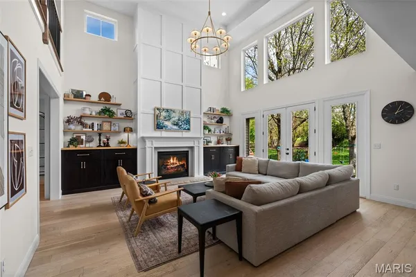 $1,749,000 | 1316 Fawnvalley Drive, Des Peres, MO 63131