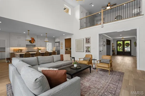 $1,749,000 | 1316 Fawnvalley Drive, Des Peres, MO 63131