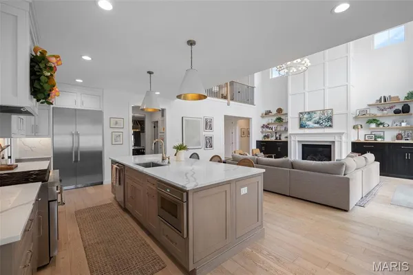 $1,749,000 | 1316 Fawnvalley Drive, Des Peres, MO 63131